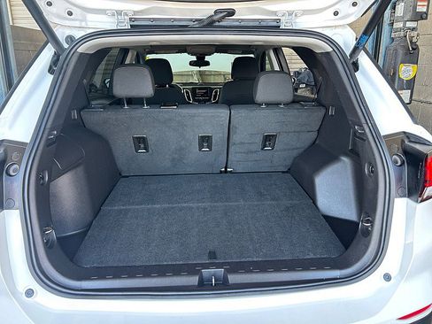 Used 2024 Chevrolet Equinox LT AWD/4WD image 30