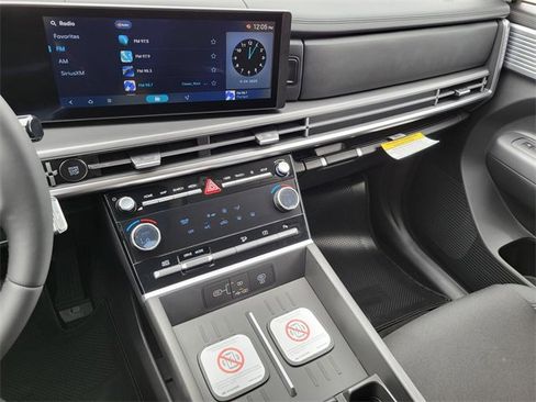 New 2026 Hyundai Santa Fe SE image 16