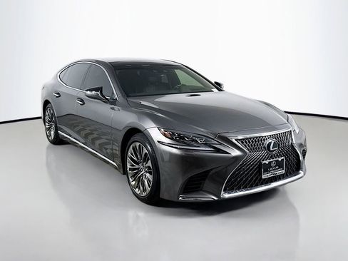 Used 2019 Lexus LS 500 F Sport image 3