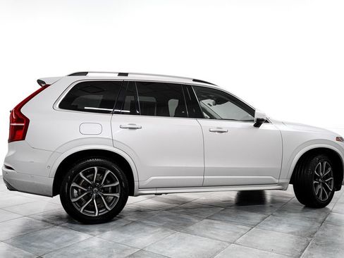 Used 2019 Volvo XC90 T6 Momentum w/ Advanced Package AWD/4WD image 7