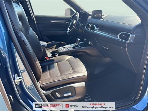 Used 2022 MAZDA CX-5 Signature image 10