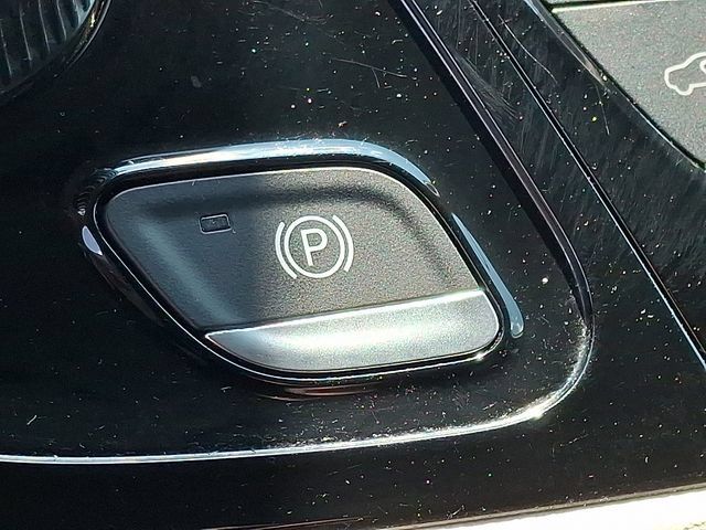 Used 2024 Chrysler Pacifica Touring-L FWD image 23