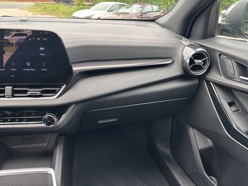 Used 2025 Chevrolet Equinox LT FWD image 35