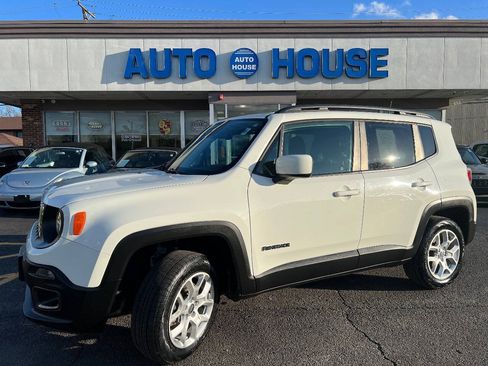 Used 2018 Jeep Renegade Latitude AWD/4WD image 1