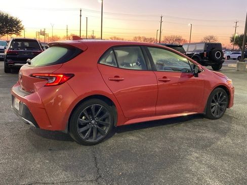 Used 2023 Toyota Corolla XSE image 4