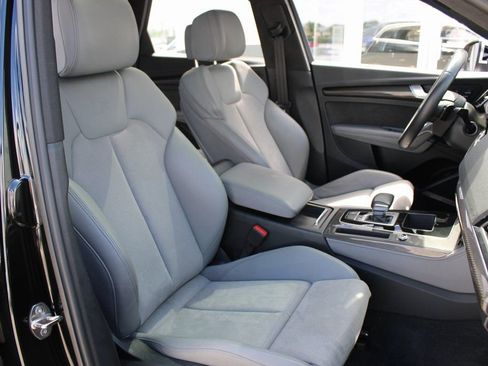 Used 2022 Audi SQ5 Premium Plus w/ Premium Plus Package image 29