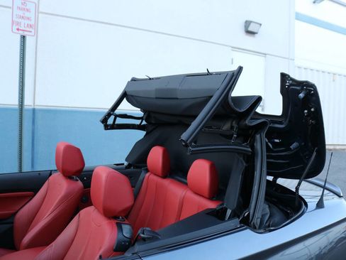 Used 2015 BMW M235i Convertible image 14