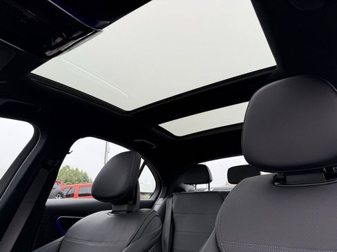 Certified 2025 Mercedes-Benz C 300 Sedan image 2