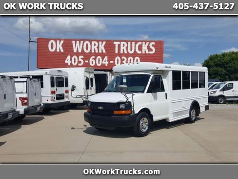 Used 2011 Chevrolet Express 3500 w/ School Bus Package RWD image 1