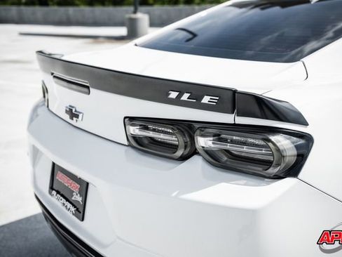 Used 2019 Chevrolet Camaro SS RWD image 34