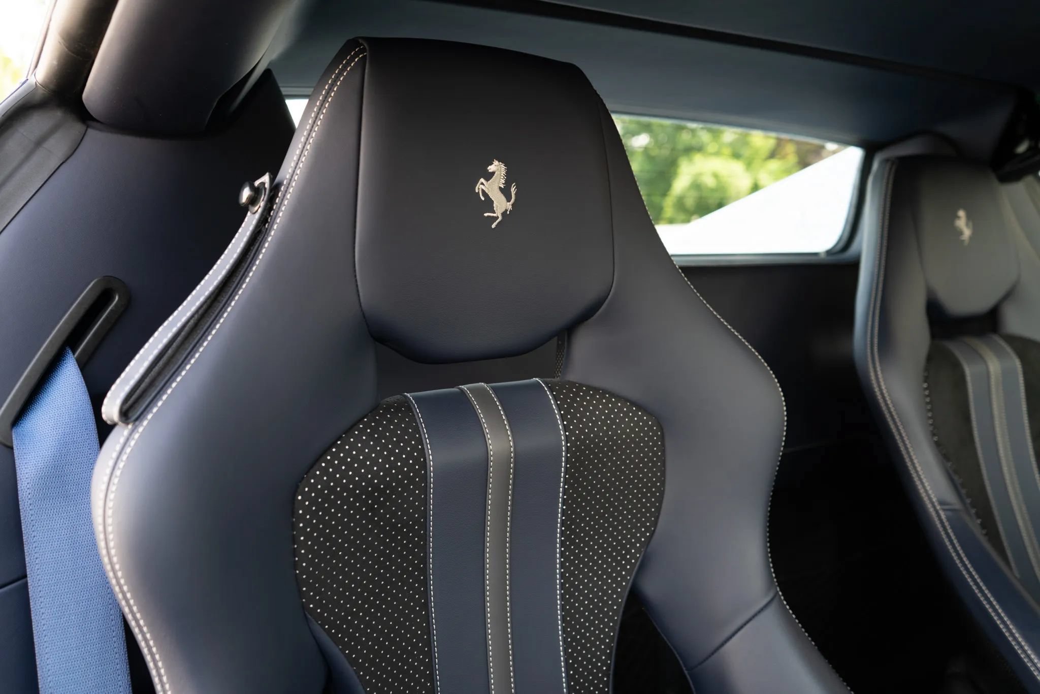 Used 2022 Ferrari F8 Tributo RWD image 77