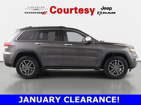 Used 2019 Jeep Grand Cherokee Limited w/ Trailer Tow Group IV image 3