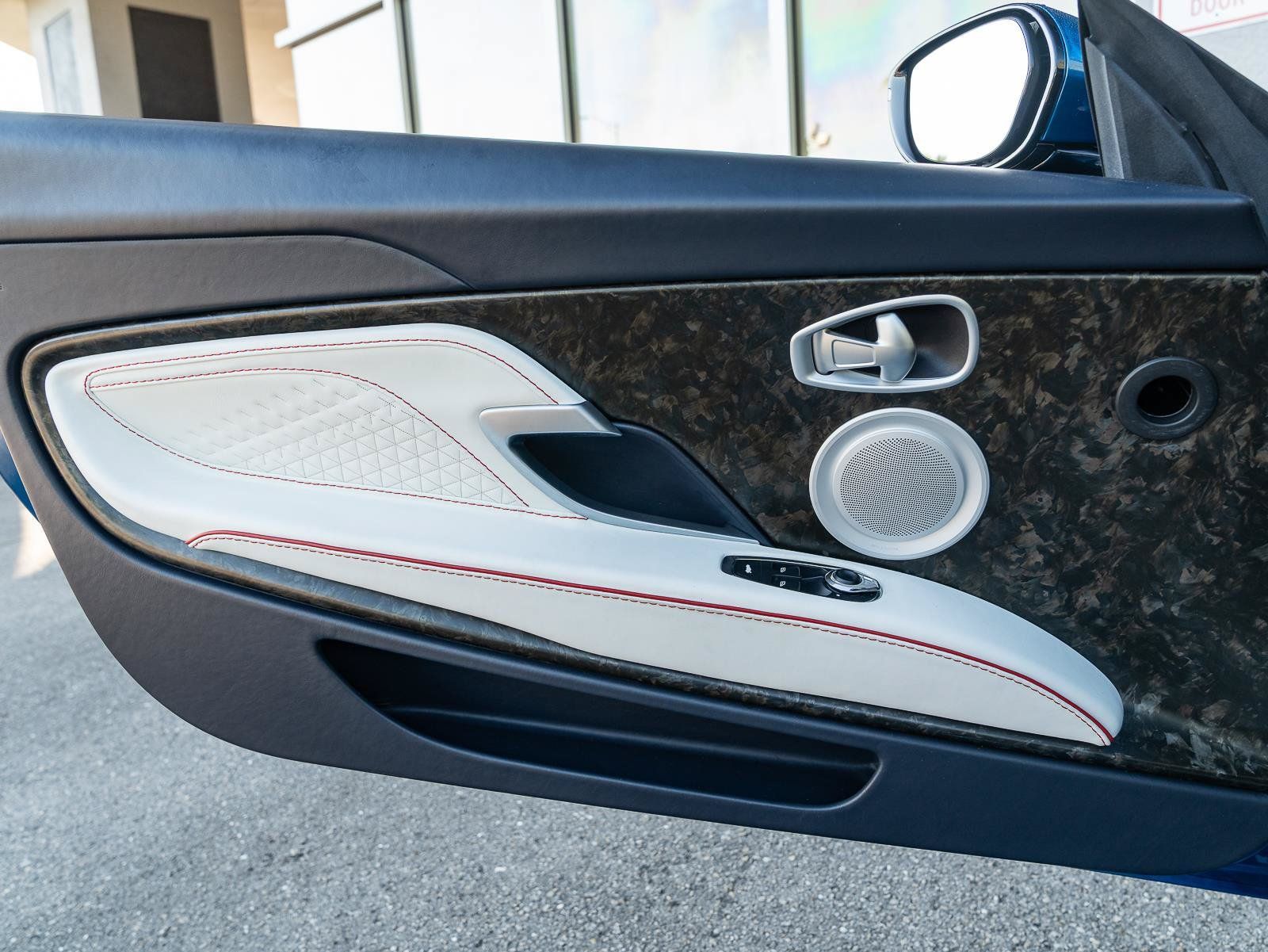 Used 2022 Aston Martin DBS Superleggera Volante RWD image 52