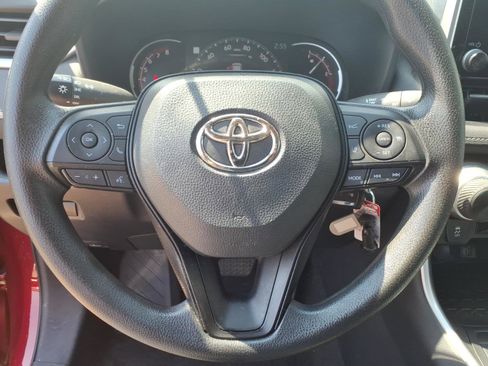 Certified 2023 Toyota RAV4 LE AWD/4WD image 15