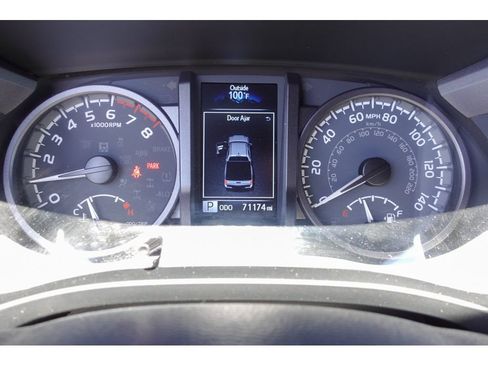 Certified 2023 Toyota Tacoma TRD Off-Road w/ Advanced Technology Package AWD/4WD image 20