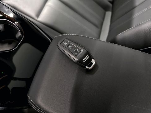 Used 2025 Audi A5 2.0T Premium w/ Convenience Package AWD/4WD image 12