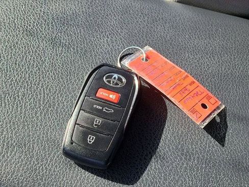 Certified 2025 Toyota Camry SE w/ Convenience Package FWD image 30
