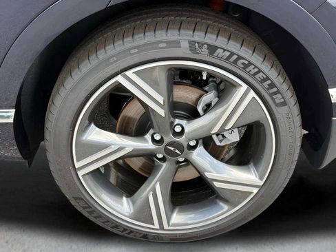 New 2025 Genesis GV80 3.5T Prestige image 14