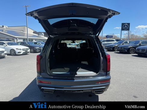Used 2020 Cadillac XT6 Premium Luxury AWD/4WD image 23