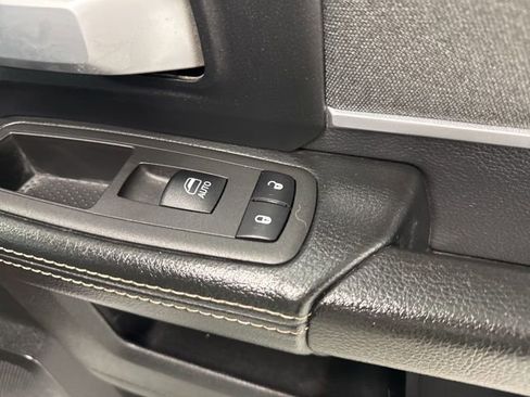 Used 2021 RAM 2500 Big Horn w/ Level 1 Equipment Group image 31