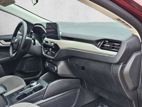 Used 2021 Ford Escape SE w/ Convenience Package FWD image 17