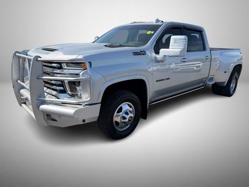 Used 2023 Chevrolet Silverado 3500 High Country AWD/4WD image 2
