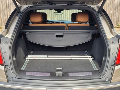 Used 2023 Cadillac XT5 Premium Luxury w/ Technology Package image 9