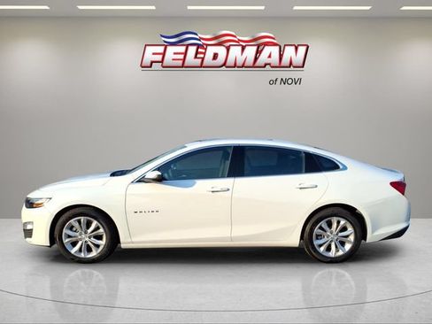 Used 2024 Chevrolet Malibu LT FWD image 2