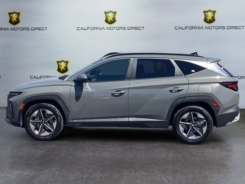 Used 2025 Hyundai Tucson SEL FWD image 2