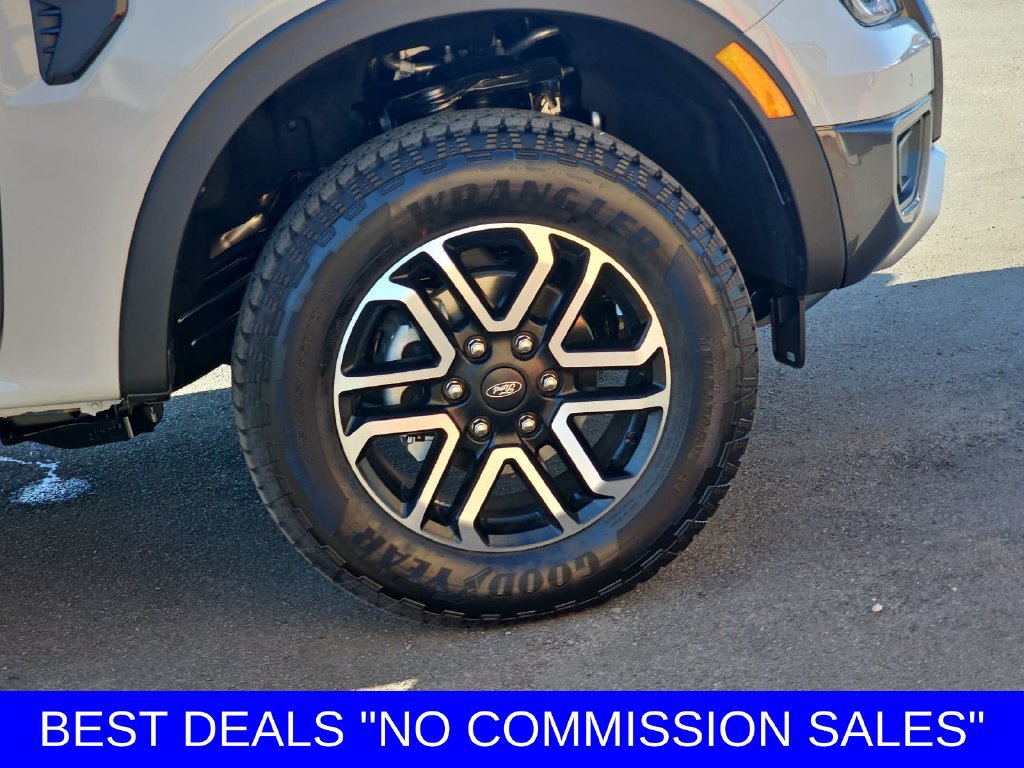 New 2026 Ford Ranger Lariat w/ FX4 Off-Road Package AWD/4WD image 39