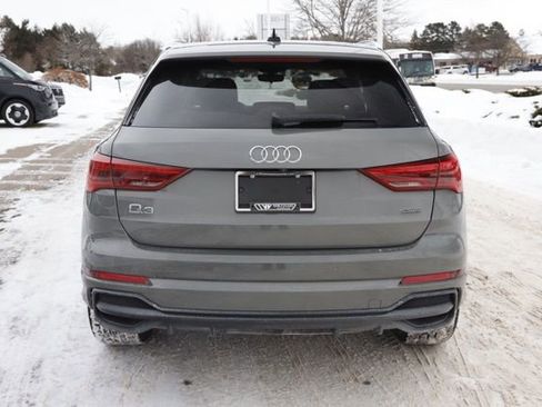 Used 2020 Audi Q3 2.0T Premium w/ Convenience Package image 4