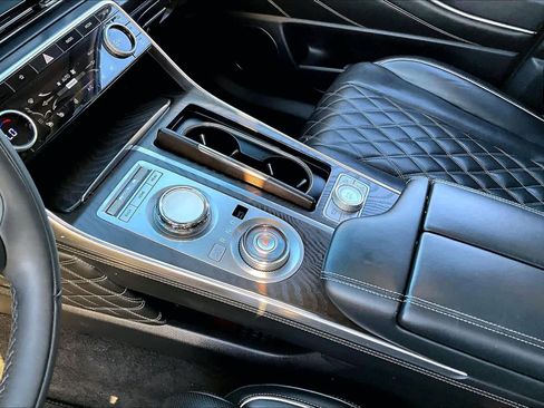 Used 2023 Genesis GV80 3.5T w/ Prestige Matte Package image 17