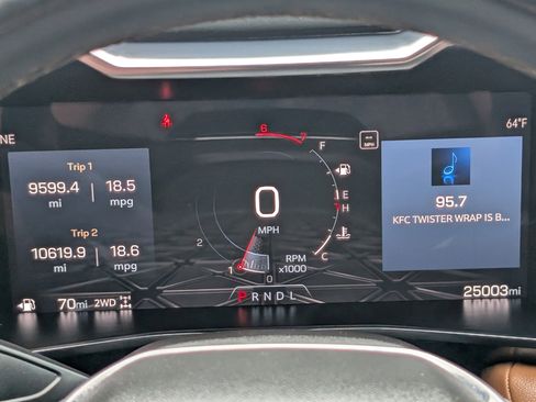 Used 2024 GMC Canyon AT4 image 23