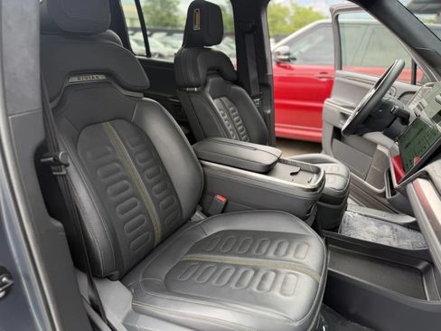 Used 2022 Rivian R1S Launch Edition Quad AWD/4WD image 29