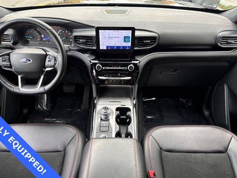 Certified 2022 Ford Explorer ST-Line w/ Class IV Trailer Tow Package image 14