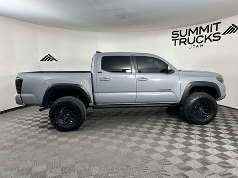 Used 2021 Toyota Tacoma SR5 w/ Trail Edition image 5