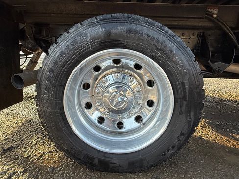 Used 2022 RAM 5500 SLT w/ Quick Order Package 2YG SLT image 13