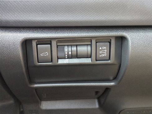 Used 2025 Subaru Forester Touring w/ Protection Package image 27