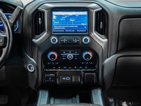 Used 2019 GMC Sierra 1500 AT4 w/ AT4 Premium Package image 26