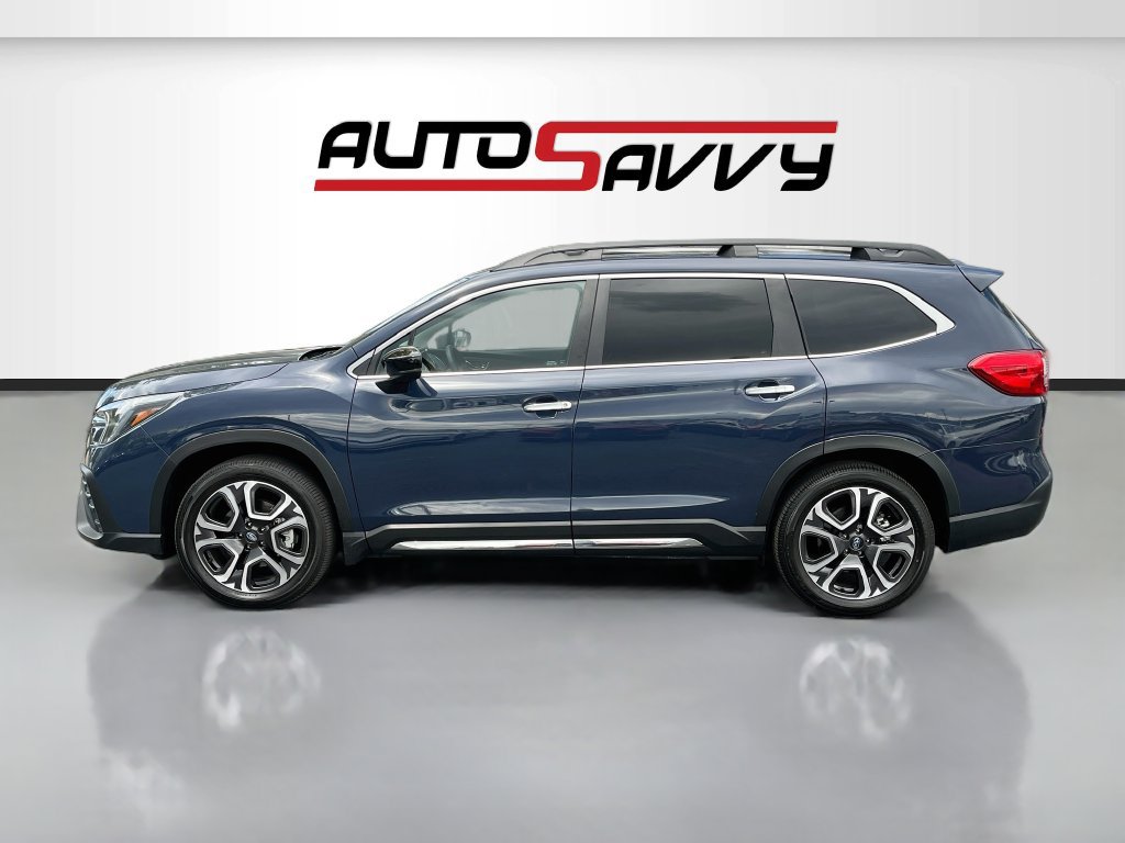Used 2025 Subaru Ascent Touring AWD/4WD image 4