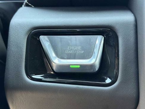 New 2026 GMC Yukon AT4 Ultimate AWD/4WD image 8