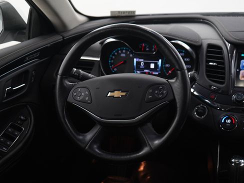 Used 2017 Chevrolet Impala Premier w/ Enhanced Convenience Package FWD image 14