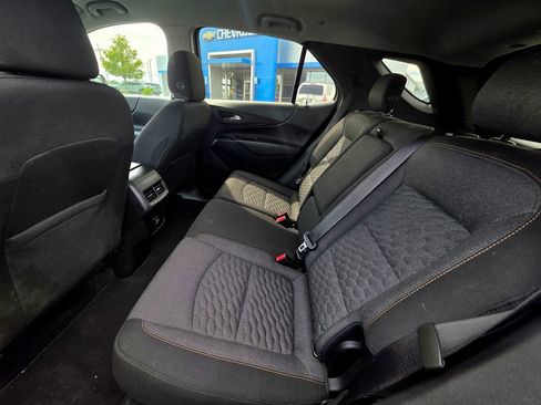 Used 2020 Chevrolet Equinox LT FWD image 40
