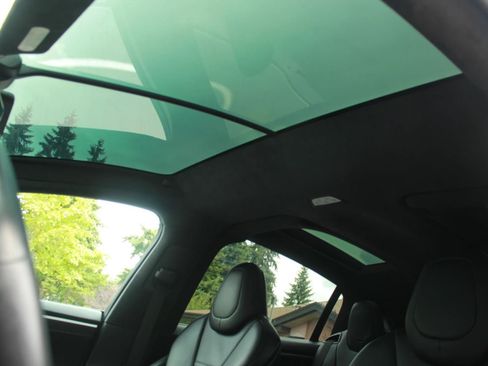 Used 2017 Tesla Model X 90D AWD/4WD image 43