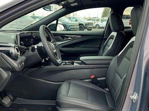 New 2026 Chevrolet Blazer EV LT image 28