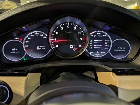 Certified 2023 Porsche Cayenne Coupe image 28