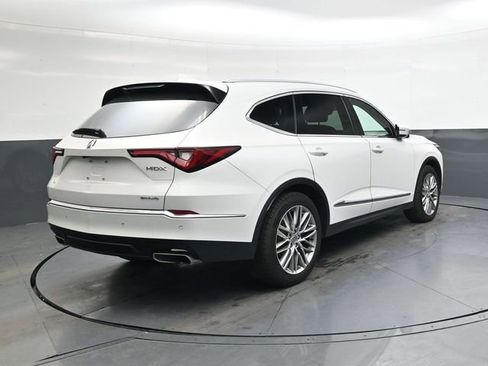 Used 2023 Acura MDX SH-AWD w/ Advance Package image 4