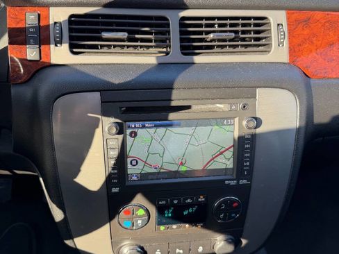 Used 2012 GMC Yukon 4WD Hybrid image 65