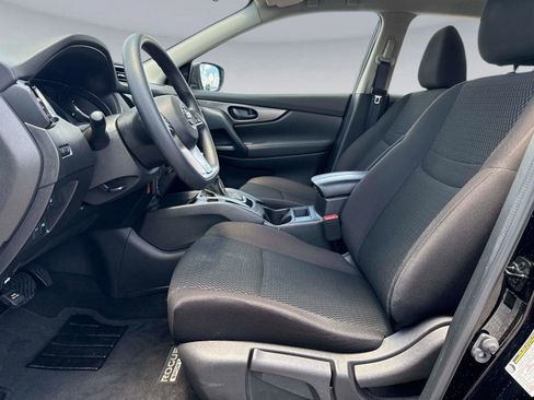 Used 2020 Nissan Rogue Sport S FWD image 18