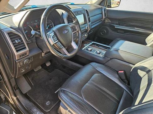 Used 2018 Ford Expedition Max Platinum image 9